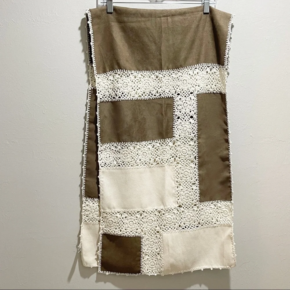 EGON FURSTENBERG Women’s Boho Ivory Brown Patchwork Granny Square Scarf
